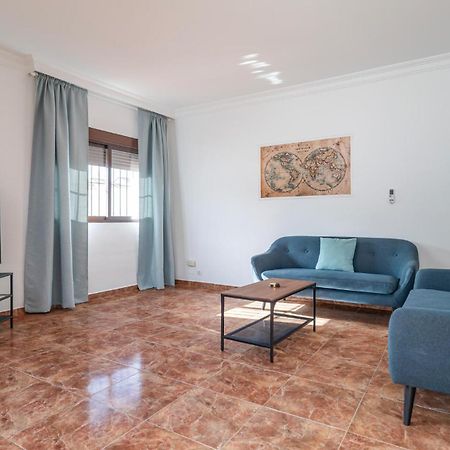 Lovely Home In Benalmadena With Kitchen Exterior foto