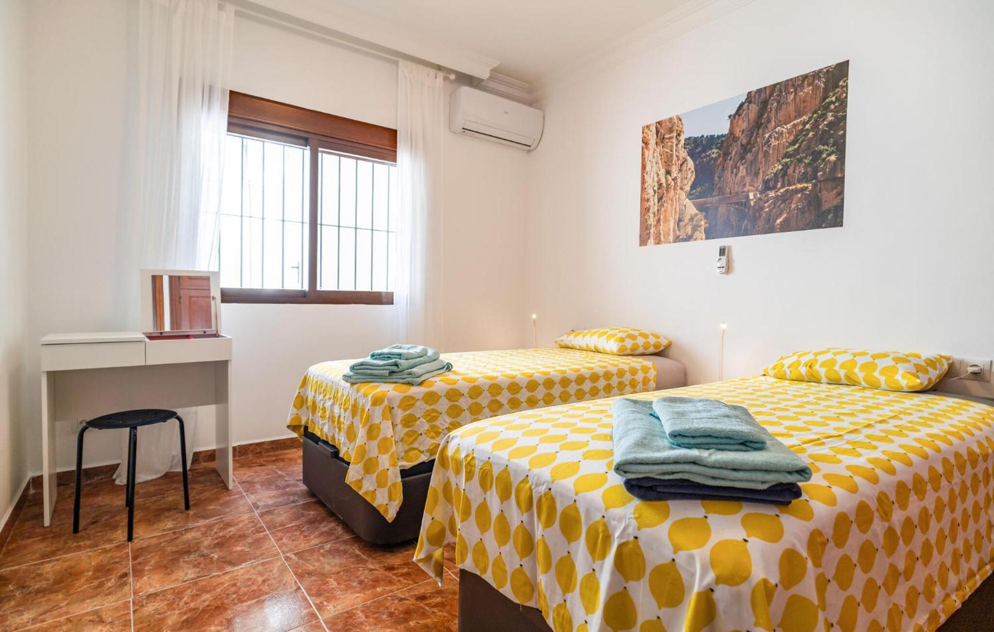 Lovely Home In Benalmadena With Kitchen Exterior foto