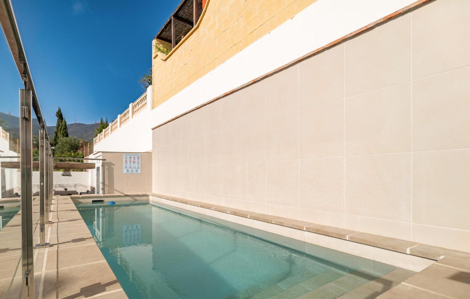 Lovely Home In Benalmadena With Kitchen Exterior foto